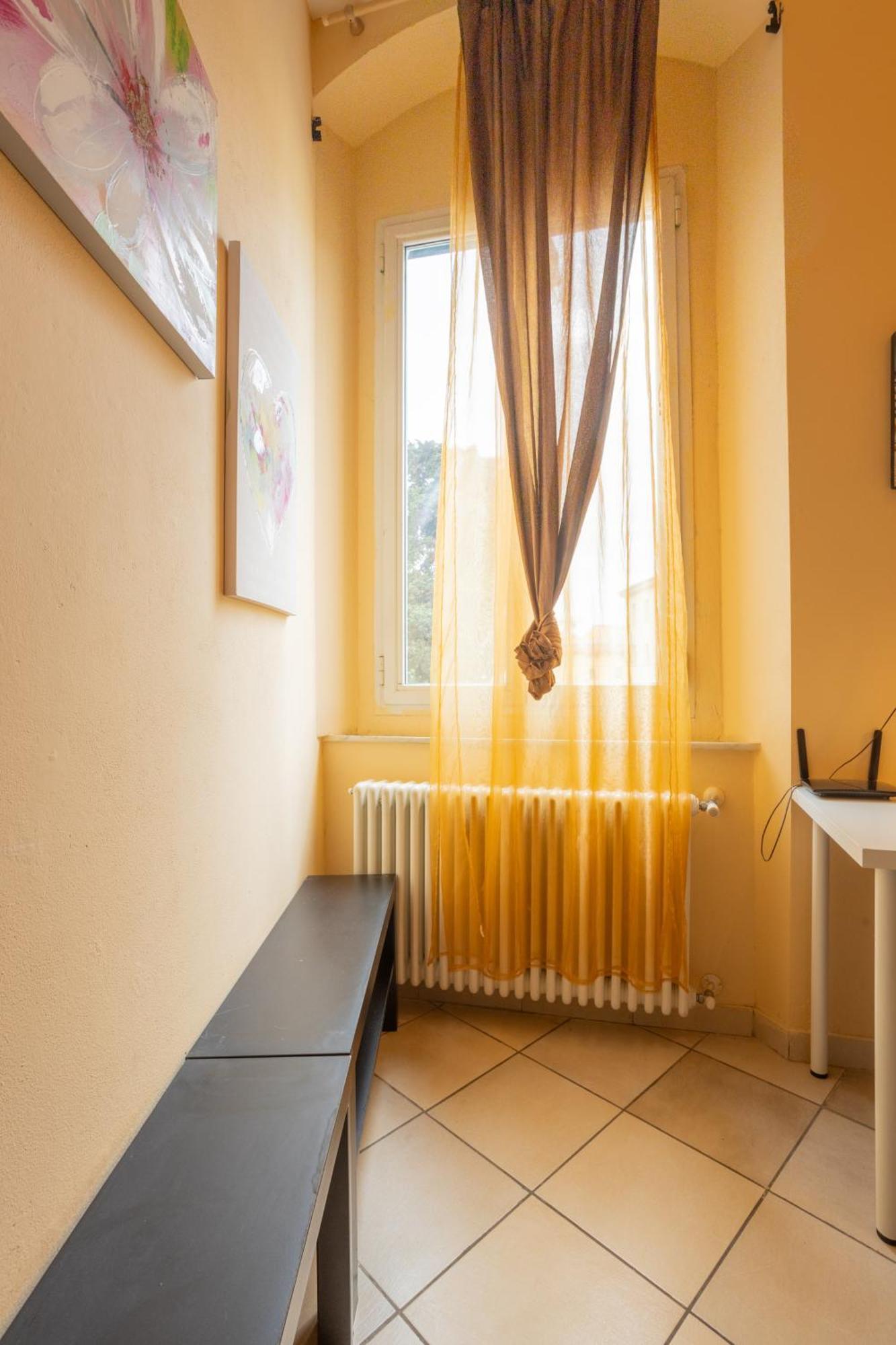 Ponte Per La Sardegna E La Corsica Dalla Toscana Family Apartment Livourne Extérieur photo