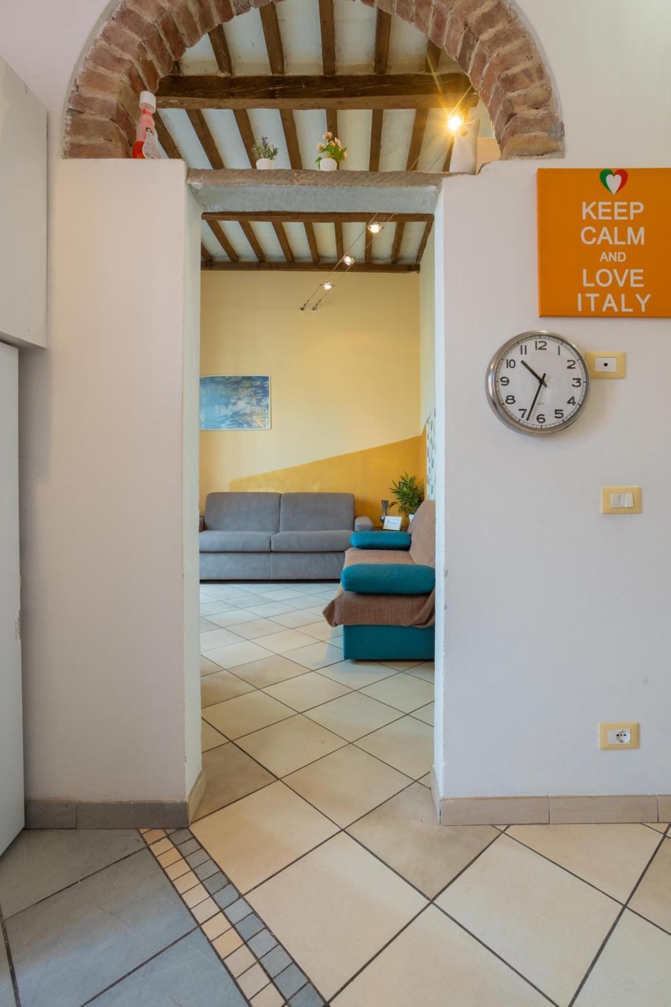 Ponte Per La Sardegna E La Corsica Dalla Toscana Family Apartment Livourne Extérieur photo