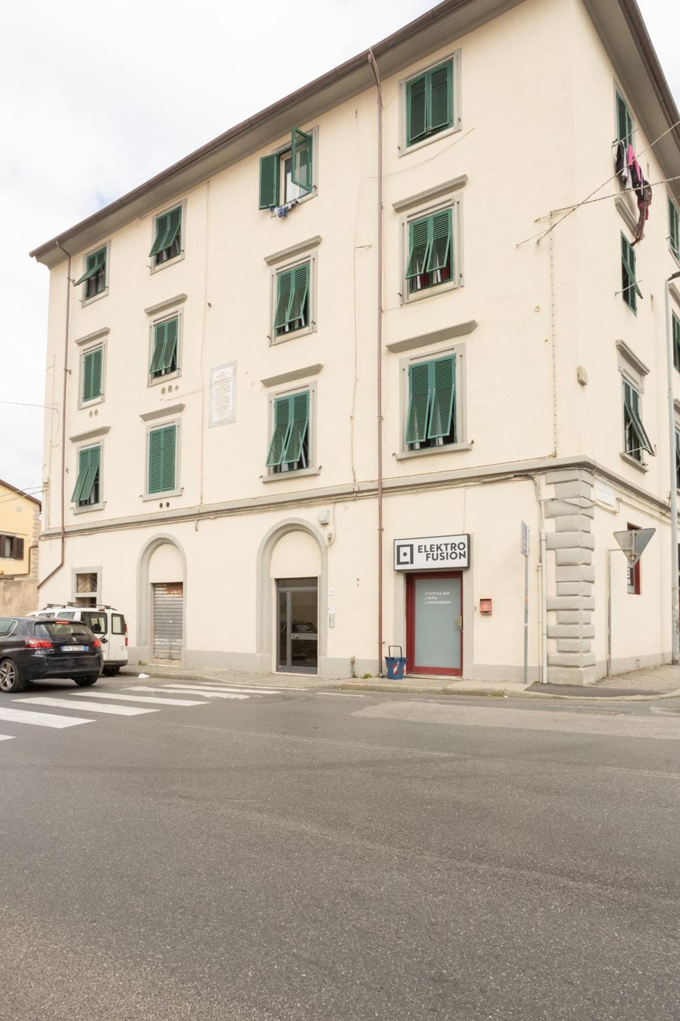 Ponte Per La Sardegna E La Corsica Dalla Toscana Family Apartment Livourne Extérieur photo
