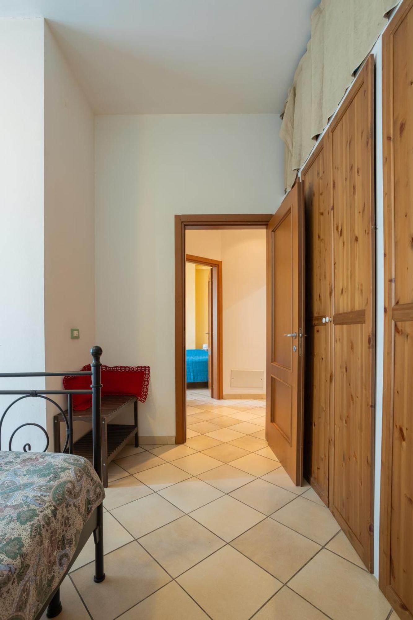 Ponte Per La Sardegna E La Corsica Dalla Toscana Family Apartment Livourne Extérieur photo